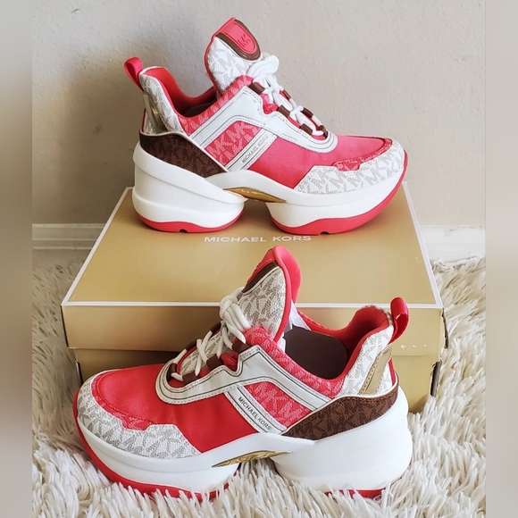 Michael Kors Olympia size 8 - Picture 1 of 3